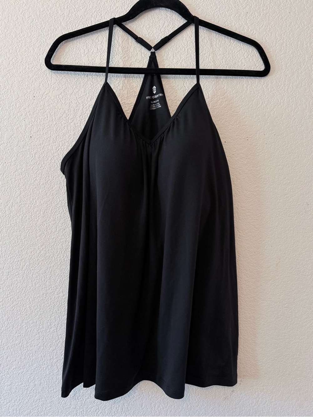 Free Country Black Strappy V-Neck Camisole 0213